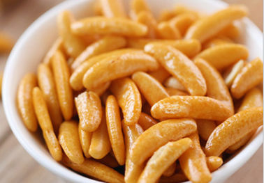 Asin Pedas Beras Cracker Mix Dilapisi Kacang Peas Kacang Hijau Campuran Sancks Foods