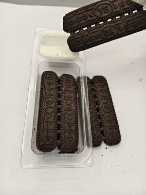 Kripis Dip Cream susu dengan 35% susu padat dan kemasan kompartemen - Campuran makanan ringan sehat berkurang laktosa