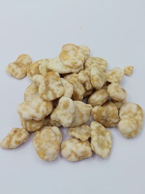 Premium Panggang Lapisan Kacang Besar Dengan Lapisan Luar yang Menggugah Selera