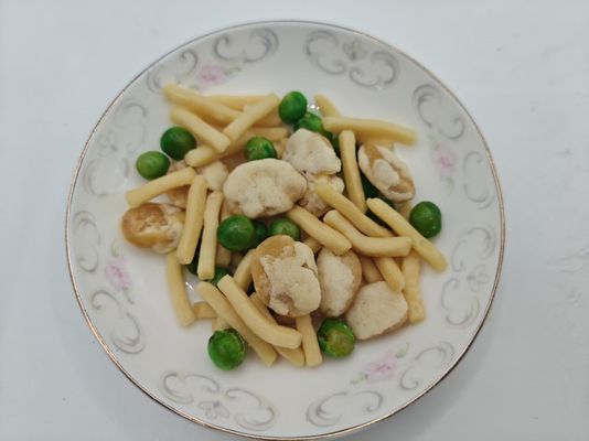 Udang dan kacang-kacangan campuran yang dipanggang dengan garam