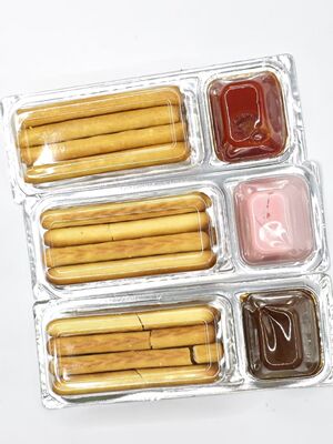 Keripik Cocolan Stroberi dengan Puree Stroberi Asli dan Camilan Kotak Makan Siang Anak-anak Non-GMO yang Diperkaya Kalsium