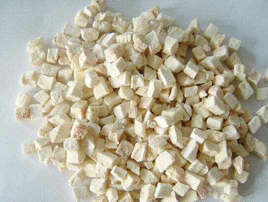 Rasa Renyah Beku Keripik Buah Kering Pisang 50% -65% Total Gula Ukuran Yang Diambil Makanan