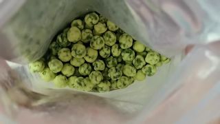 kacang wasabi